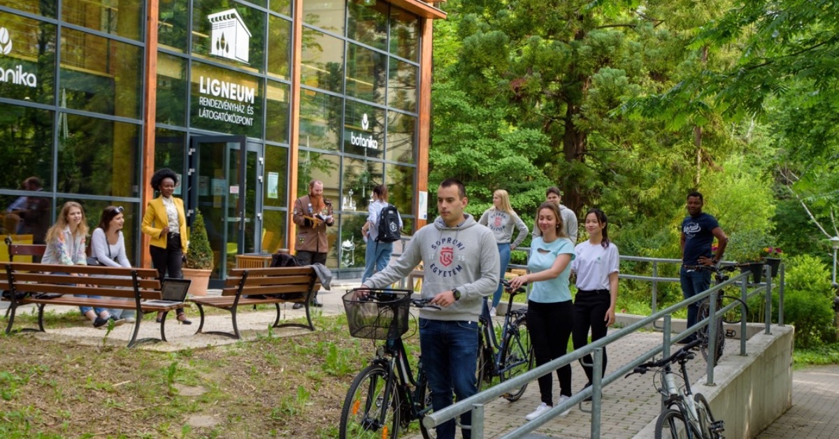A Soproni Egyetem hivatalosan is „Kerékpárosbarát Munkahely” 