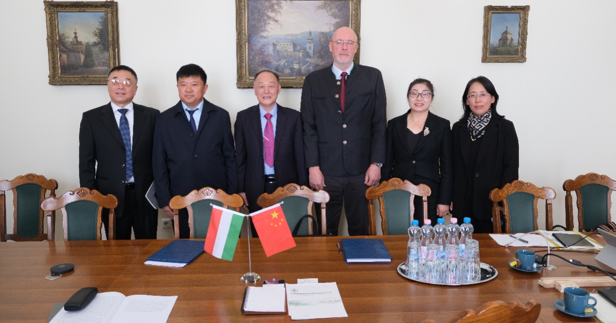 Tudományos együttműködés a Soproni Egyetem és a kínai Shangdond Erdészeti Tudományos Akadémia között