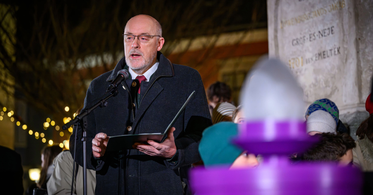 A remény gyertyája – Sopron együtt ünnepelt a Soproni Egyetemmel