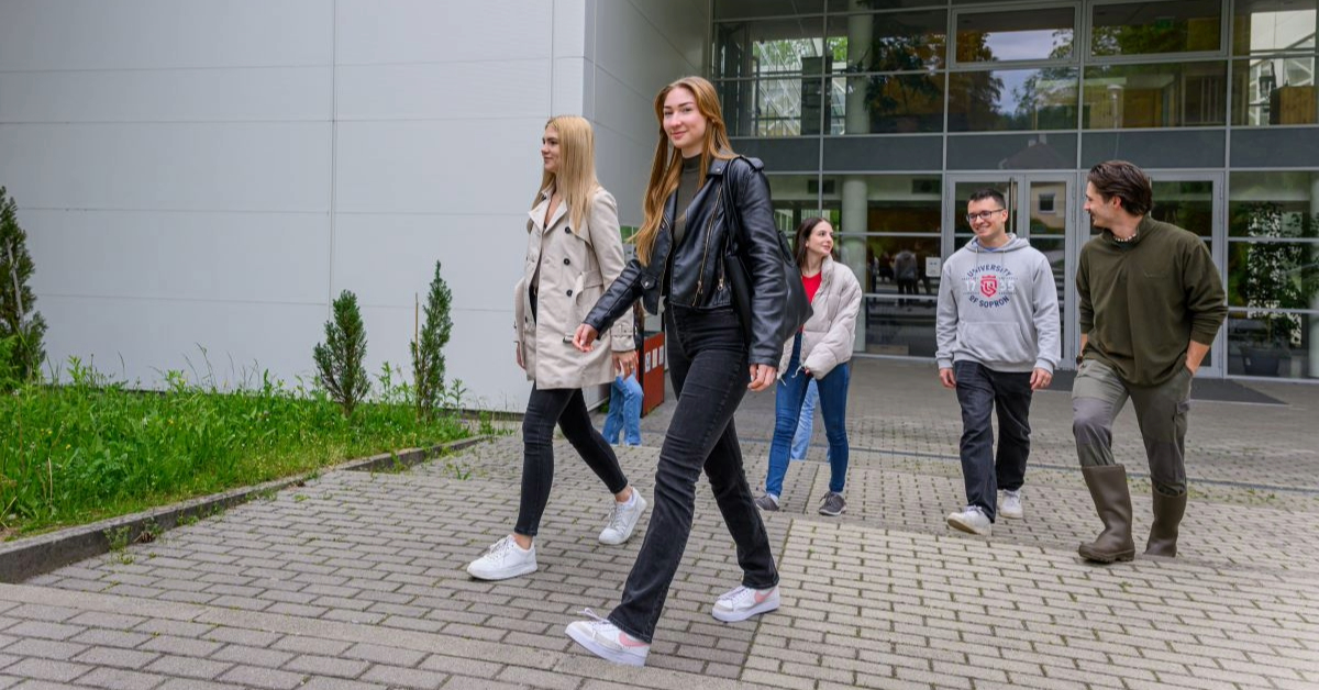 Megnyílt a jelentkezés a Soproni Egyetem keresztféléves mesterképzéseire Megnyílt a jelentkezés a Soproni Egyetem keresztféléves mesterképzéseire