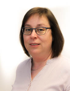  Hoschek Mónika