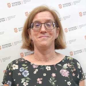  Égető Erika