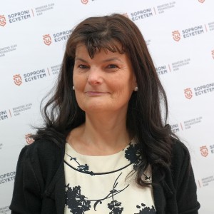  Kui Biborka Rozália 