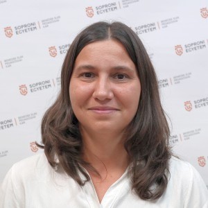  Viczina Andrea